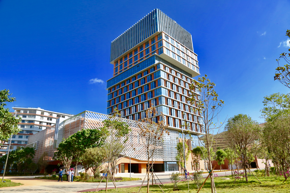 魯班獎-滇西應(yīng)用技術(shù)大學(xué)總部建設(shè)項(xiàng)目1#云教育大樓